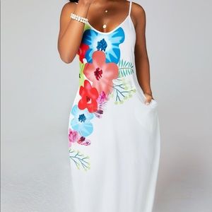 Pocket spaghetti strap floral print dress